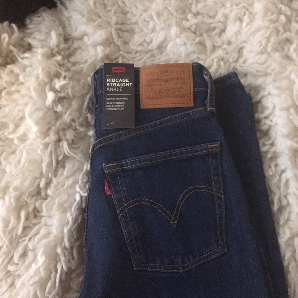 Ribcaga Straight Ankle Jeans